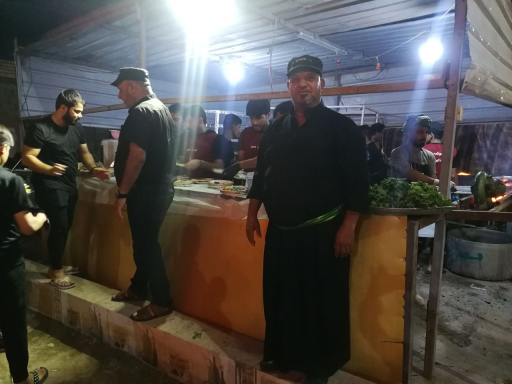 من هو خادم الحسين.... ومن له الحق ان يلقب نفسه بال