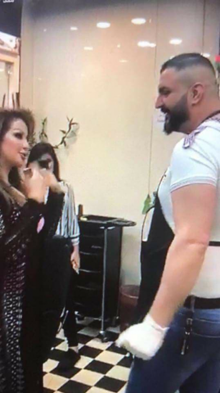 يقال والعهدة على القائل!!