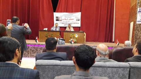 توقيع ديوان يحمل عنوان ..تحليق في الرمل ..للشاعر م